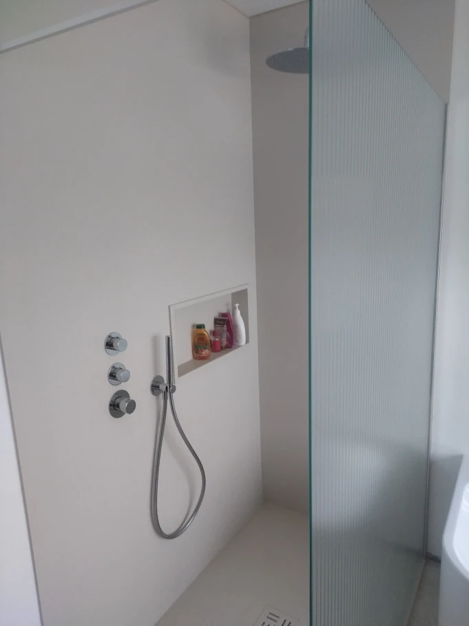 Douche vervangen Zwevegem, West-Vlaanderen