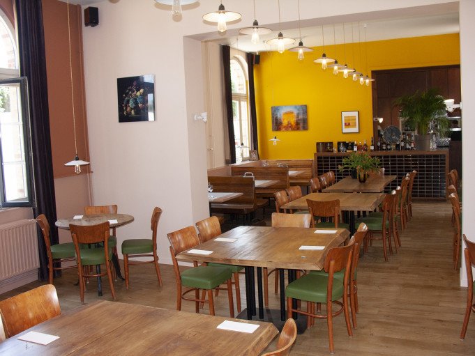 Mie Van Bart, Weerde