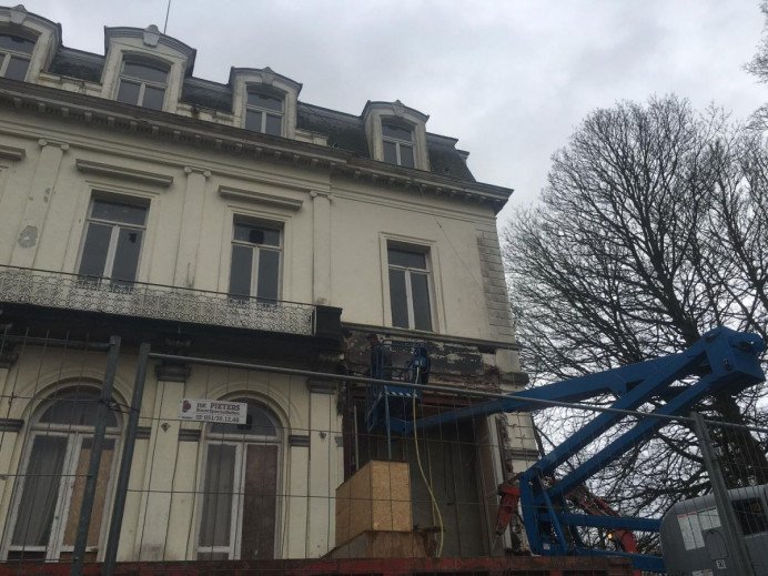 Afbraak van woningen - BVBA Arber, Roeselare