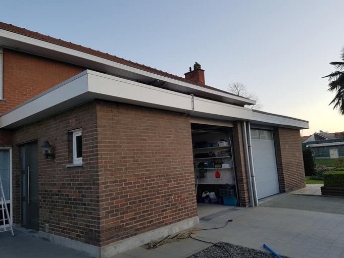 Dakherstellingen - Dakwerken D'hoop B.V., Ingelmunster