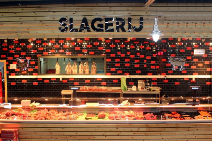 Vlees, vers brood, verse groente en fruit - Versmarkt De Vos, Hoboken