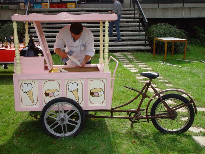 Gefrituurde hapjes Babyborrels Berbroek (Herk-de-Stad), Limburg