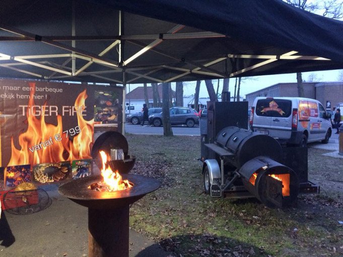 Cateringservice bedrijf - Food Fire and Fun, Wakken
