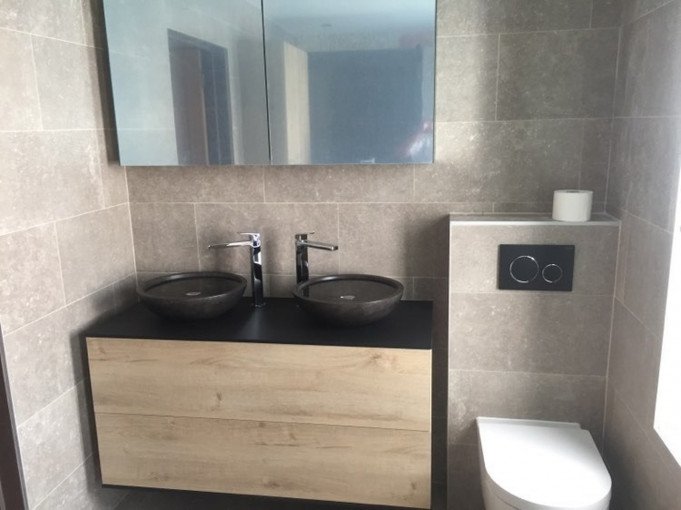 Plaatsen van zonnepanelen - EHCS-Mechelen, Mechelen