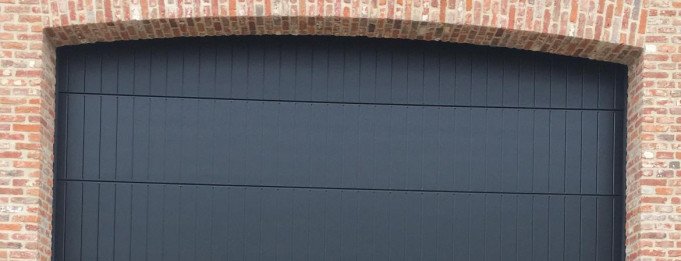 Plaatsen van sectionale poorten Oudenaarde, Oost-Vlaanderen